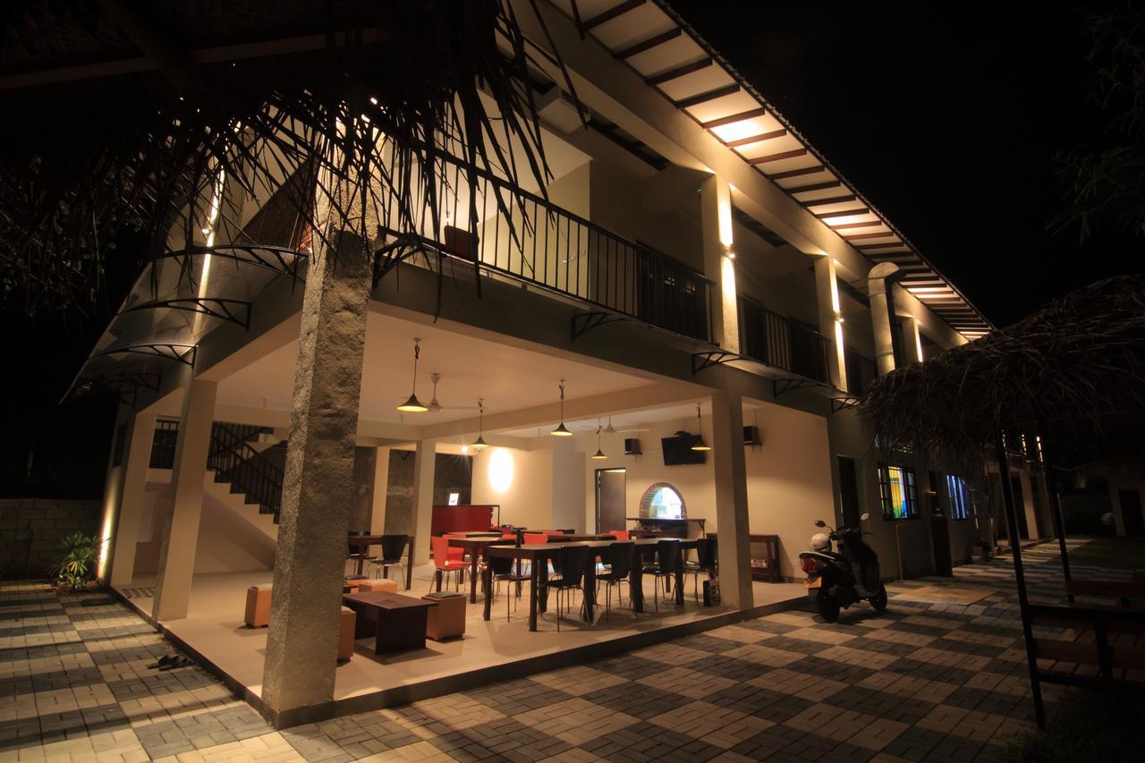 Jj'S Hostel Mirissa Zewnętrze zdjęcie